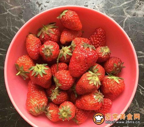 草莓果酱娱乐吃瓜,甜蜜滋味，健康生活新选择