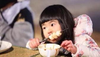娱乐吃瓜酱妈妈维护女儿,妈妈力挺女儿，温情回应网络争议