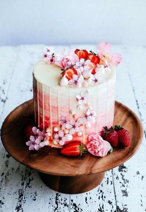 娱乐吃瓜酱蛋糕视频下载,甜蜜瞬间，下载收藏