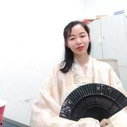 吃瓜进娱乐圈小说,吃瓜少女逆袭娱乐圈