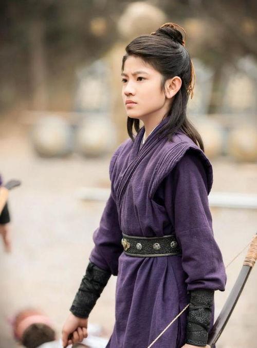 娱乐吃瓜解说女艺人